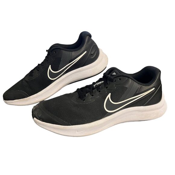 Nike Star Runner 3 Shoes Youth Size 6Y Black White Running Sneakers DA2776-003 - Picture 2 of 11